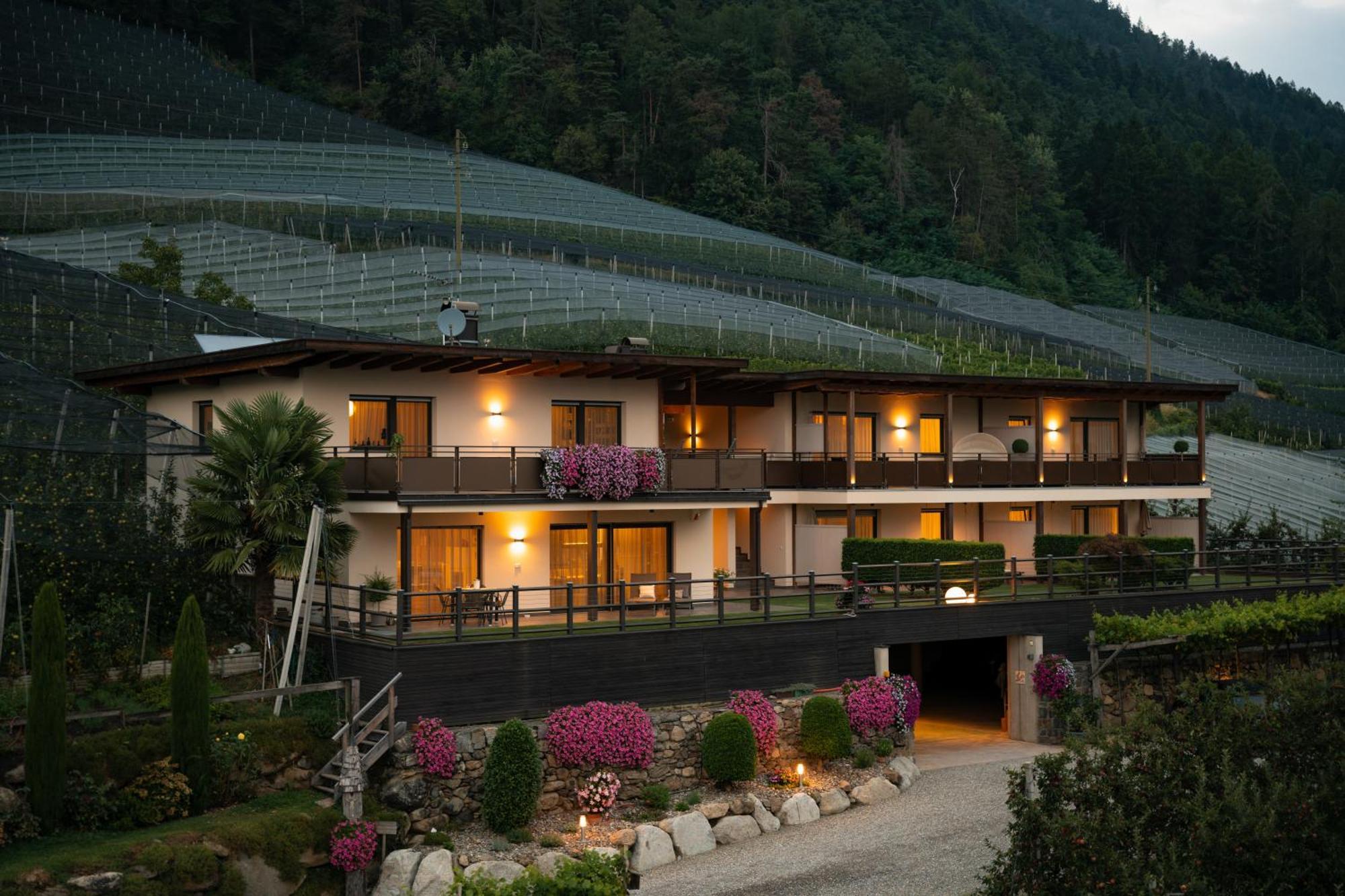 Landhaus Freiburgerhof Rifiano Exterior photo